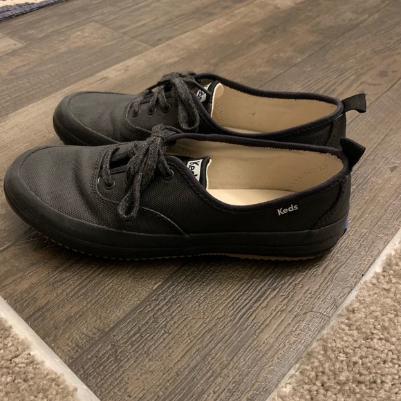 Keds Womens waterproof shoes - Picture 2 of 4